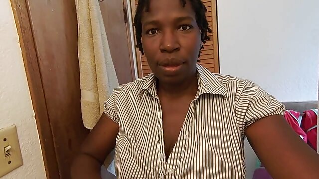 Aria Banks-Teen Schoolgirl sambaporno gordinhas Aria é uma 